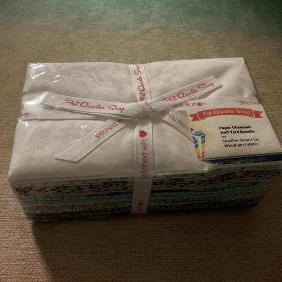 Heather Givans Paper Obsessed half-yard bundle